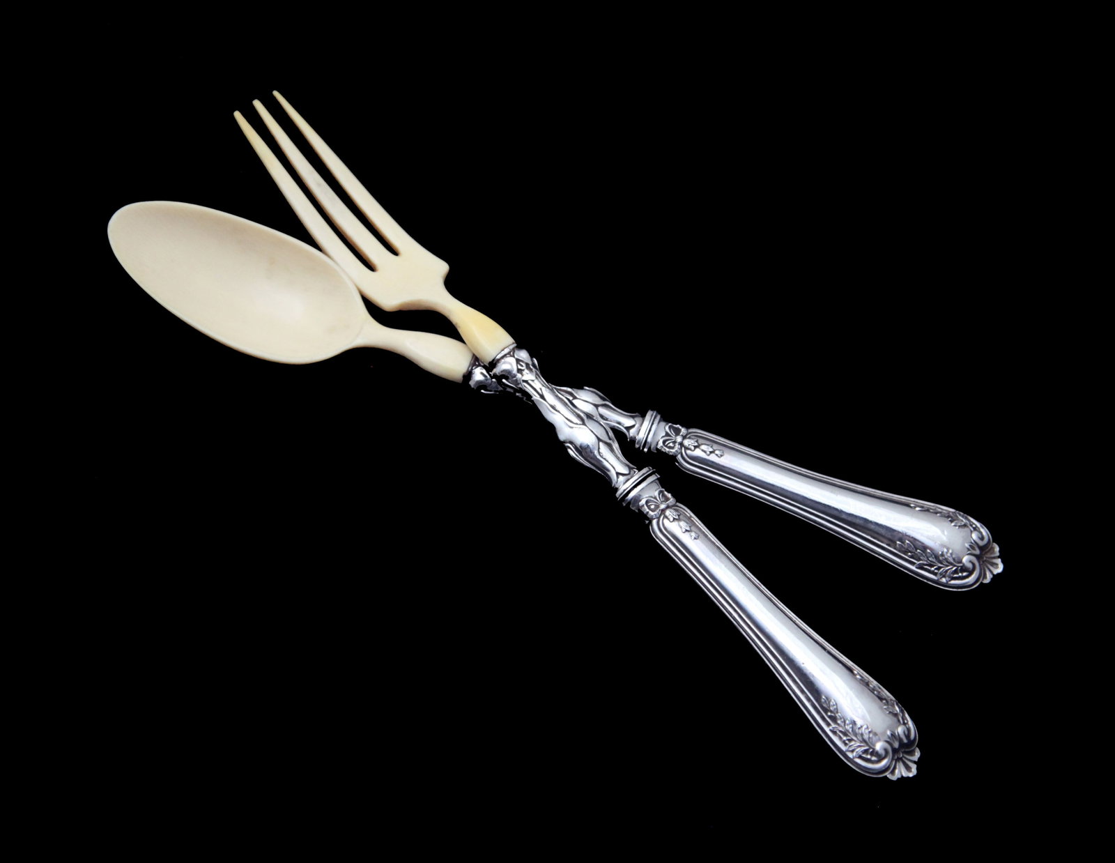 BF - Stunning Set of 8 Magnificent French Antique Sterling Silver Flatware Serving Pieces. - 2