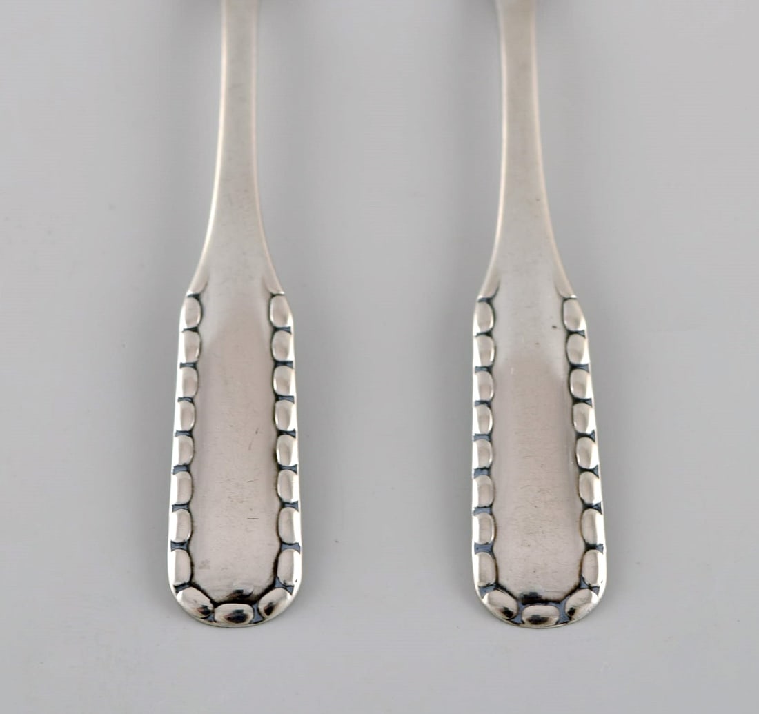 Two early Georg Jensen Rope salt spoons in silver (830). Dated 1909-1914. - 3