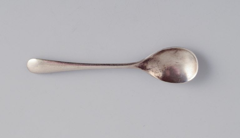 A set of four Scandinavian salt spoons in silver. - 4