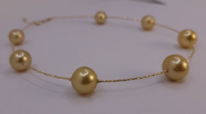 Necklace - 18 kt. Yellow gold, 13x14mm Round Deep Golden South Sea Pearls - 10