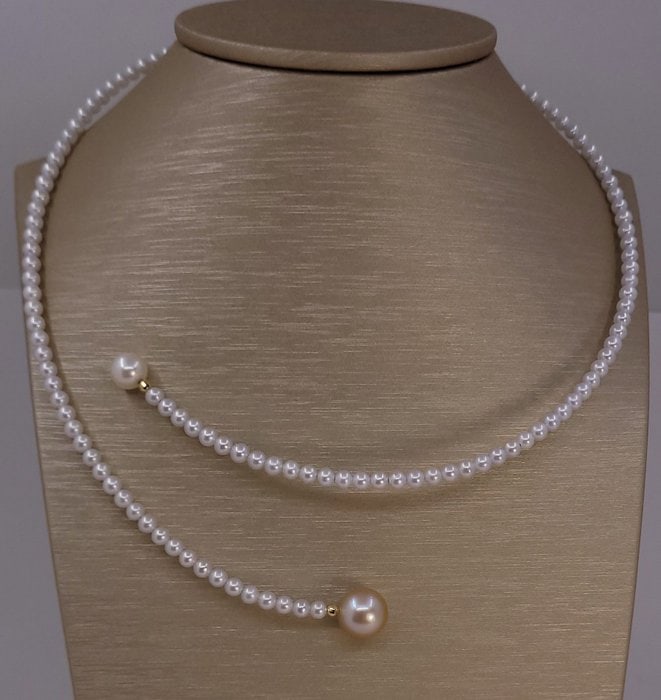 Necklace - 18 kt. Yellow gold, 11.5mm Golden South Sea Pearl - 4x8.5mm Freshwater Pearls - 5