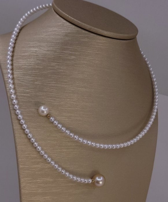 Necklace - 18 kt. Yellow gold, 11.5mm Golden South Sea Pearl - 4x8.5mm Freshwater Pearls - 6