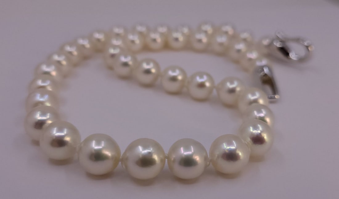Necklace 9.5x10mm Akoya Pearls - 11