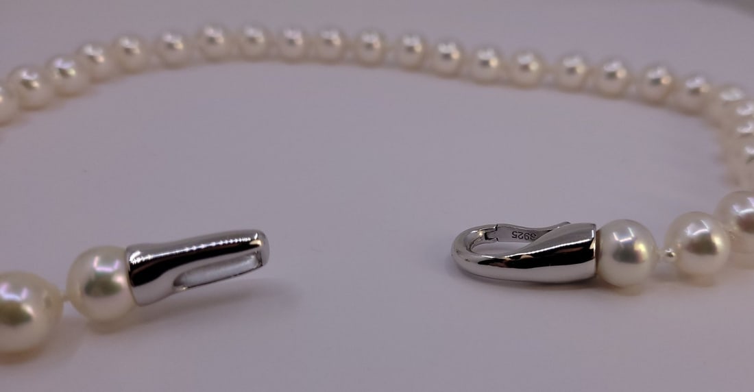 Necklace 9.5x10mm Akoya Pearls - 12