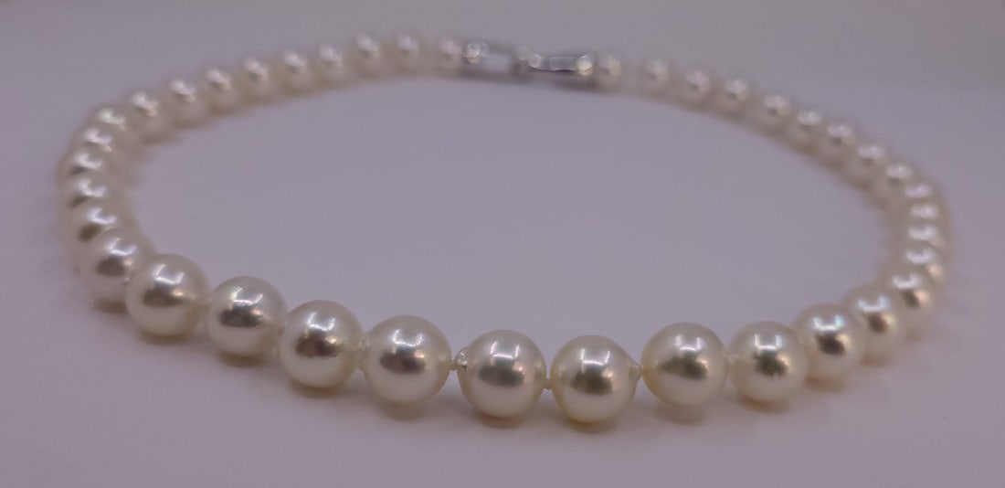Necklace 9.5x10mm Akoya Pearls - 9