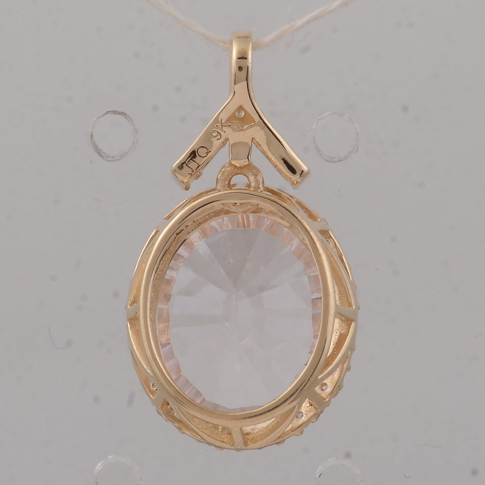 3.66 Ct Oval Morganite 9K Gold Pendant - 2