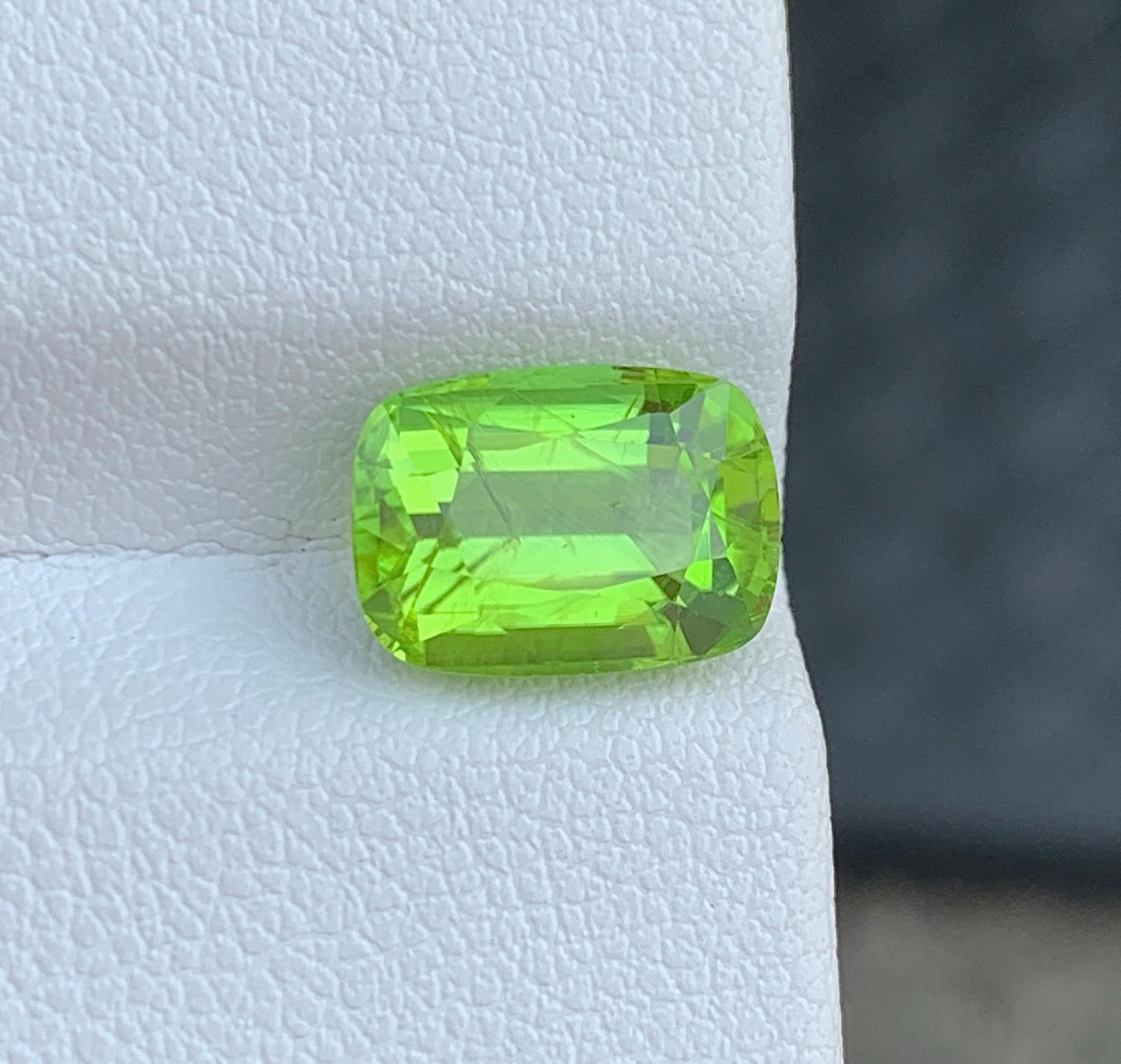 Cushion Cut Peridot Gemstone: Natural August Birthstone, Pakistan (3.36 carats): Highlights Supplies for making crafts Materials: Gemstone: Peridot Natural Peridot Gemstones, Cushion Cut Peridot Loose Gemstone From Pakistan, August Birthstone weight : 3.36 carat Dimensions : 10 *
