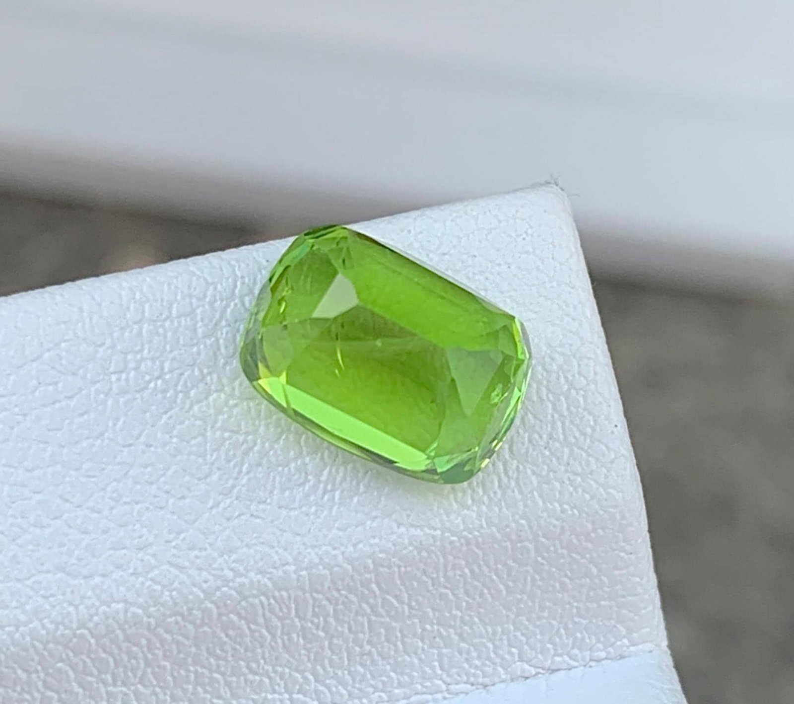 Cushion Cut Peridot Gemstone: Natural August Birthstone, Pakistan (3.94 carats): Highlights Supplies for making crafts Materials: Gemstone: Peridot Natural Peridot Gemstones, Cushion Cut Peridot Loose Gemstone From Pakistan, August Birthstone weight : 3.94 carat Dimensions : 9.8