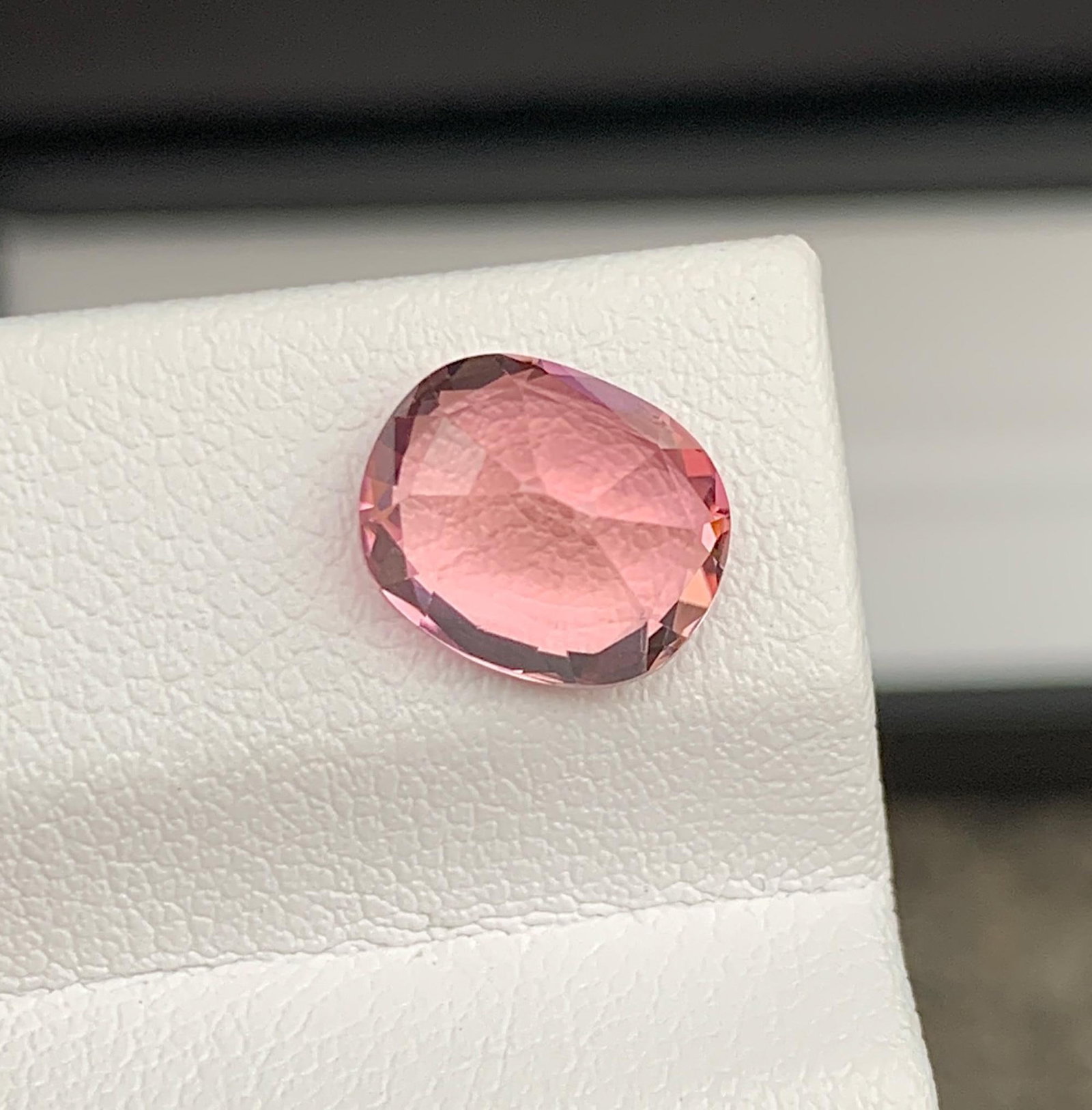 Lilac Pink Tourmaline Gemstone: Natural October Birthstone, Africa 2.75 CTs: Highlights Supplies for making crafts Materials: Gemstone: Tourmaline Lilac Pink Tourmaline Gemstone: Natural October Birthstone, Africa Weight : 2.75 Carat Dimensions : 9 * 7.5 * 5. mm Shape :