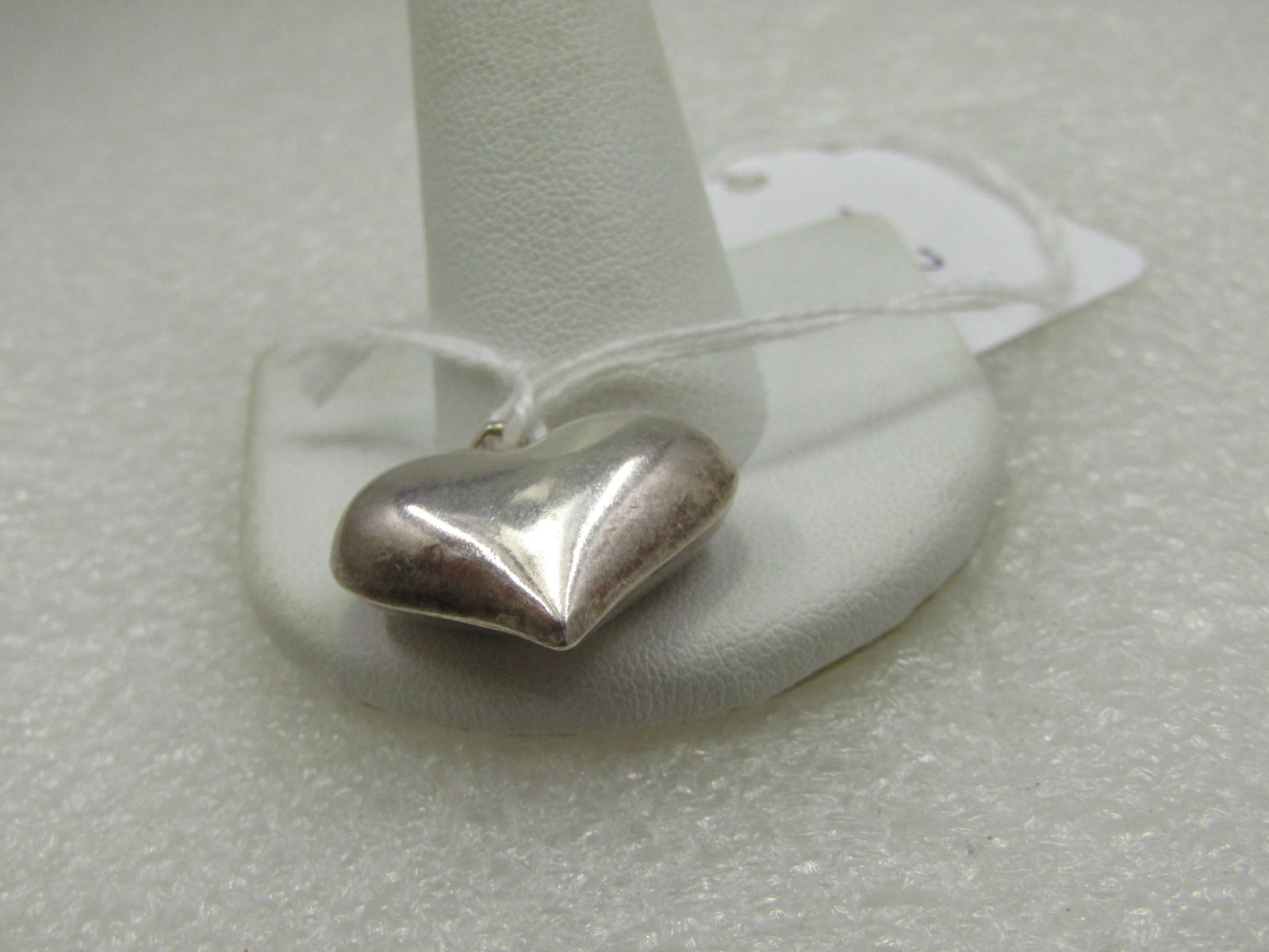 Vintage Sterling Puffy Heart Pendant,1". Swing bail - 3