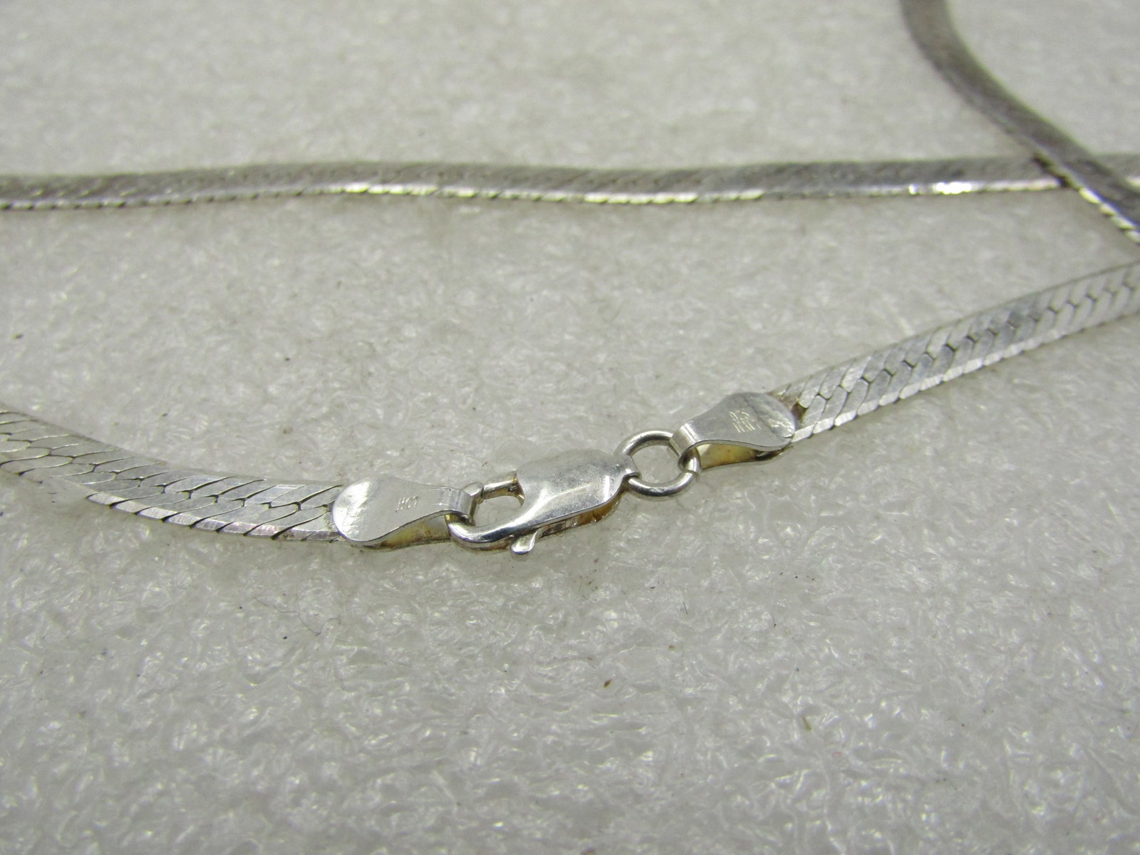 Vintage Sterling Silver Herringbone Necklace, 24", Unisex, Signed HCT, 3.5mm - 6