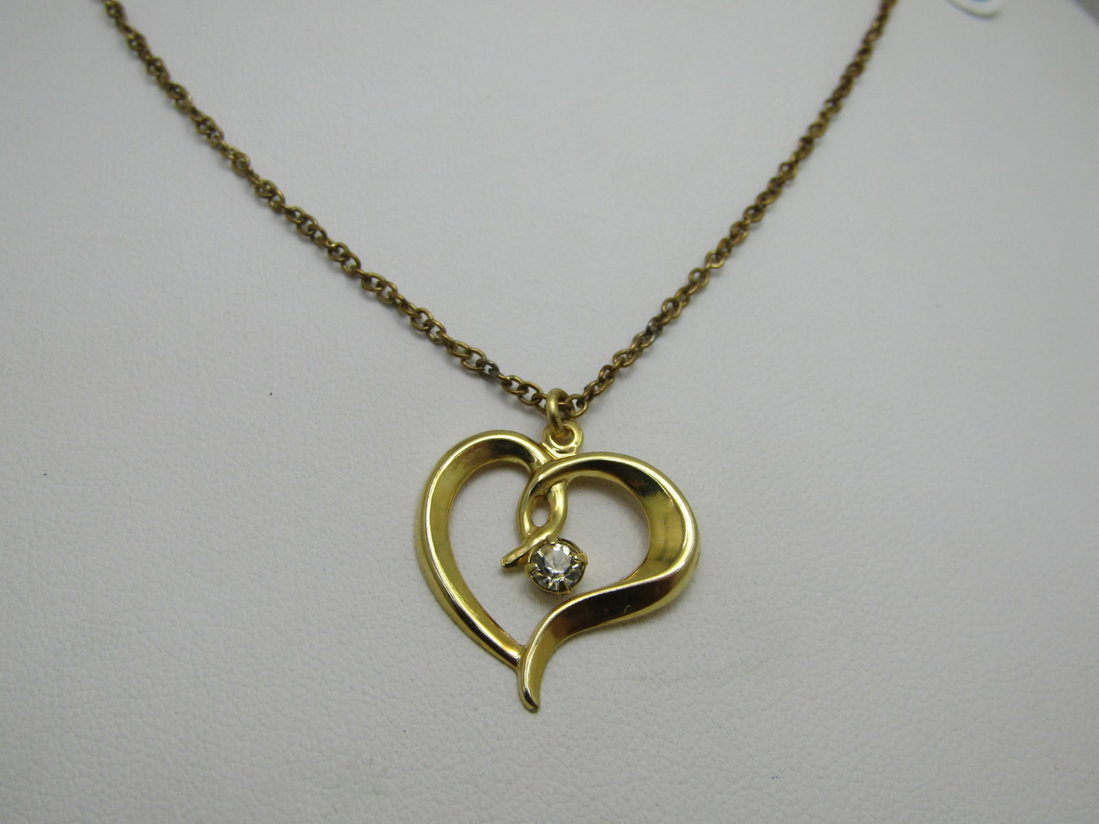 Vintage Aurora Borealis Rose Heart Necklace Germany Gold Tone 18" - 4