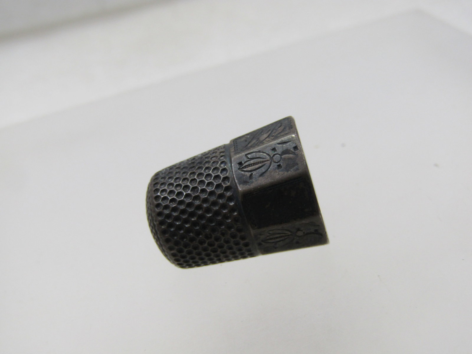 Vintage Sterling Thimble,m SZ 9, Engraved - 5