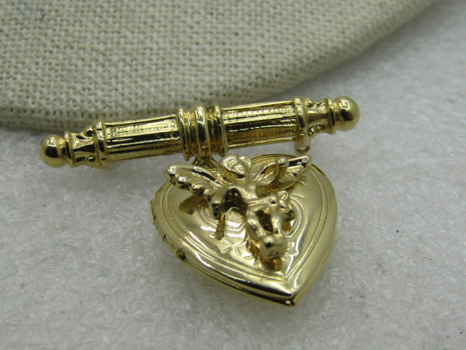 Gold tone Angel Heart Locket Brooch - 3