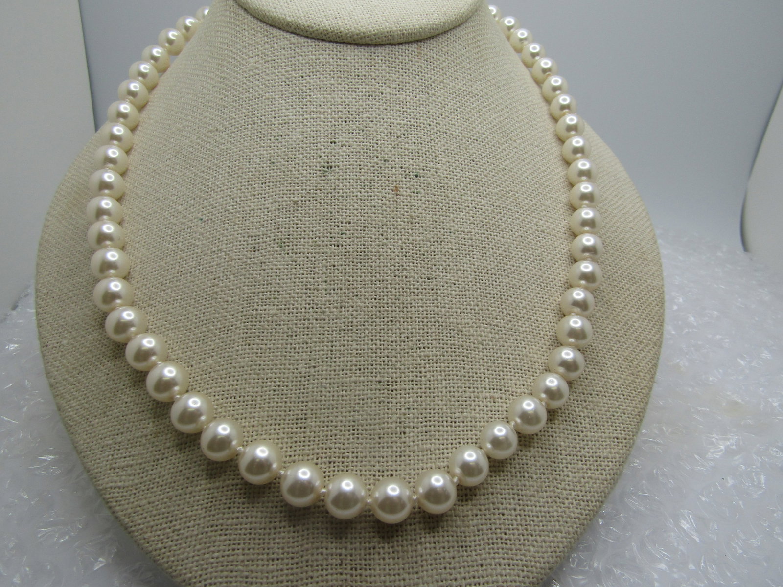 Vintage 8mm Faux Pearl Necklace, Knotted Between 20", Signed WLind, 14kt EP - 2
