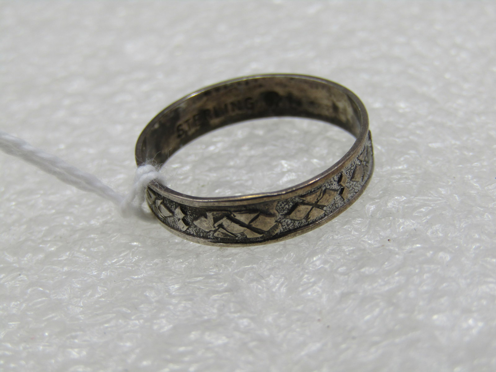 Vintage Sterling Southwestern 4mm Band Ring, Sz. 8 - 4
