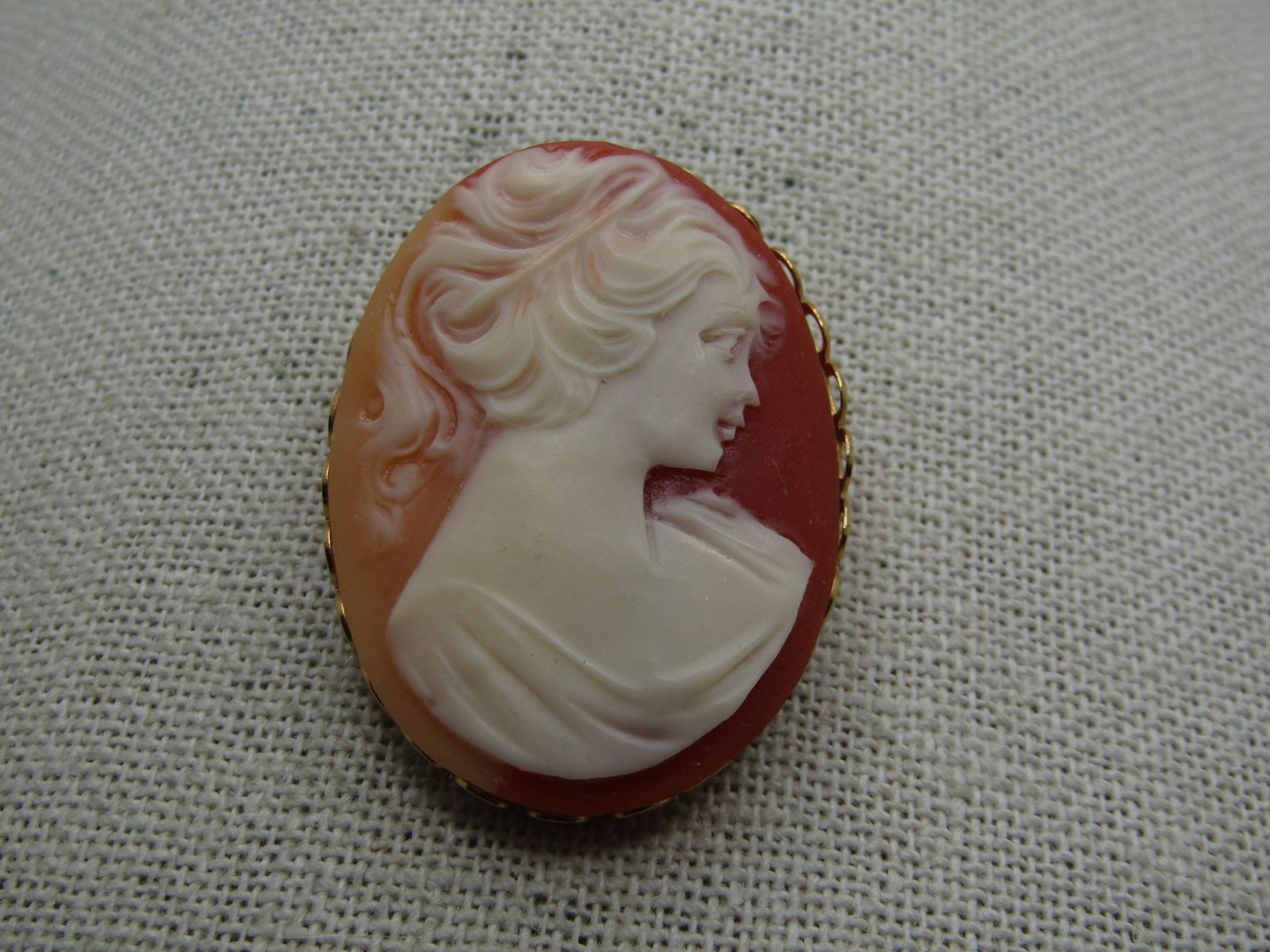 Vintage Cameo Brooch, 1960's, 1.75" - 2