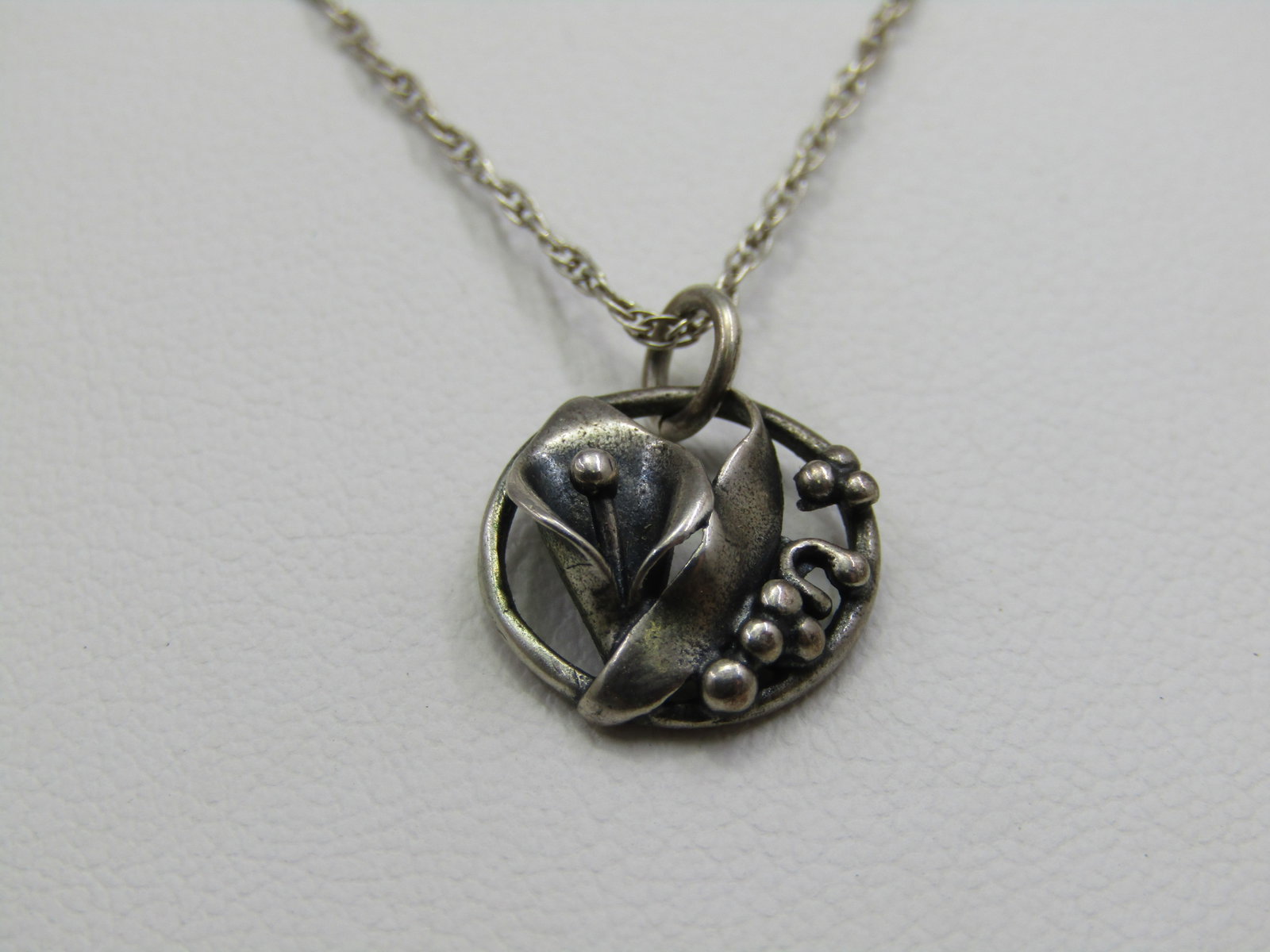 Vintage Sterling Calla Lily Necklace, 18"m 1mm Rope Chain - 2