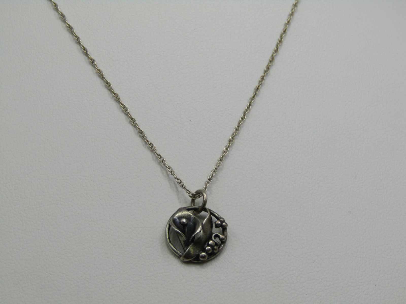 Vintage Sterling Calla Lily Necklace, 18"m 1mm Rope Chain - 4