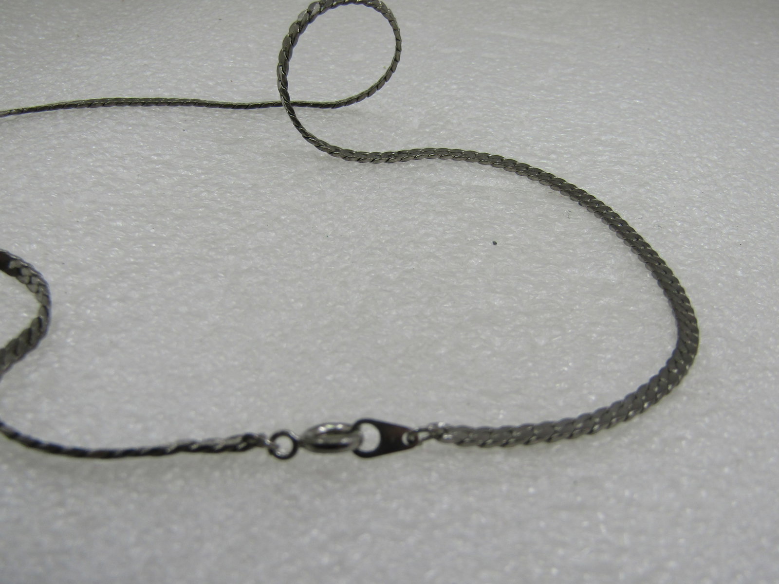 Vintage Herringbone 2.5mm Necklace, 17.5", 1970's-1980's - 6