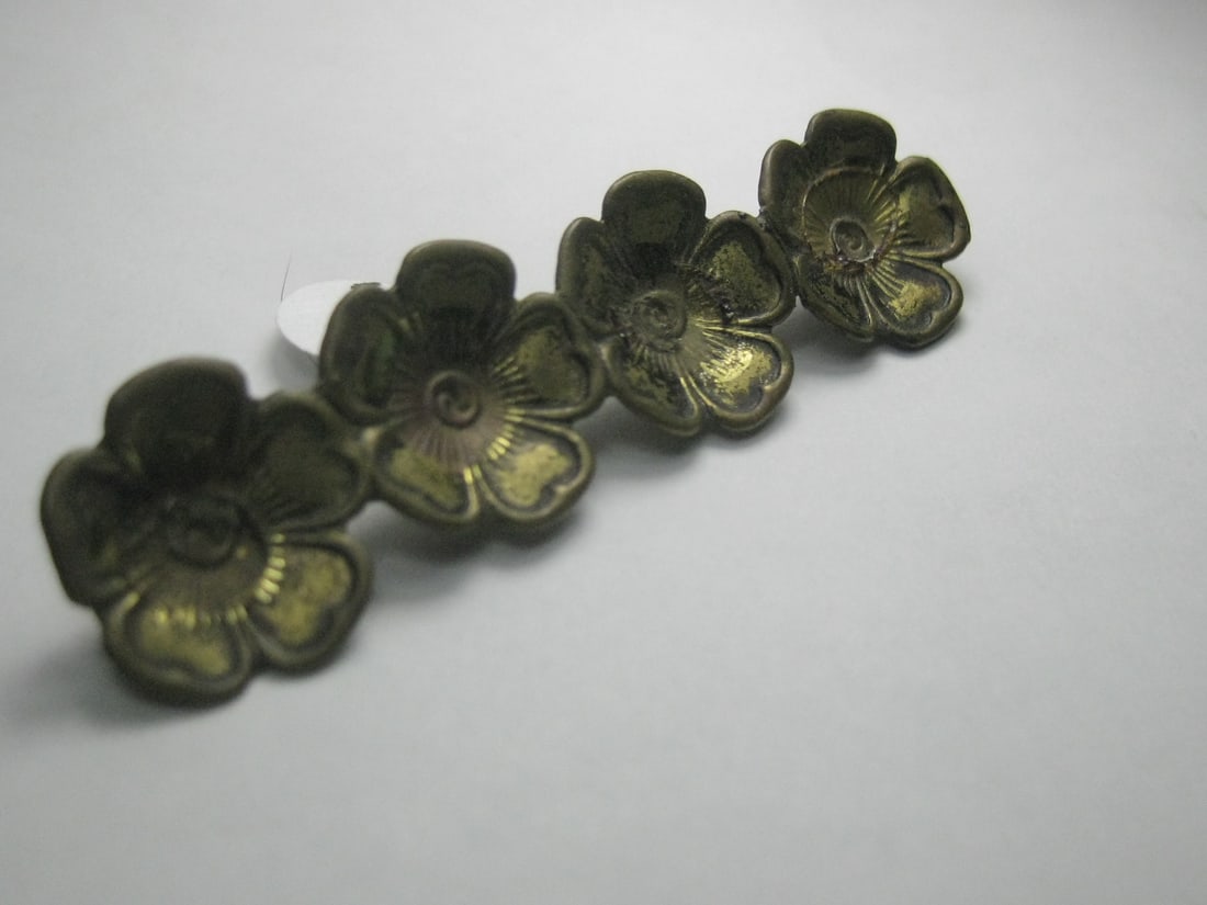 Vintage Victorian Brass Floral Bar Brooch, C-Clasp - 3