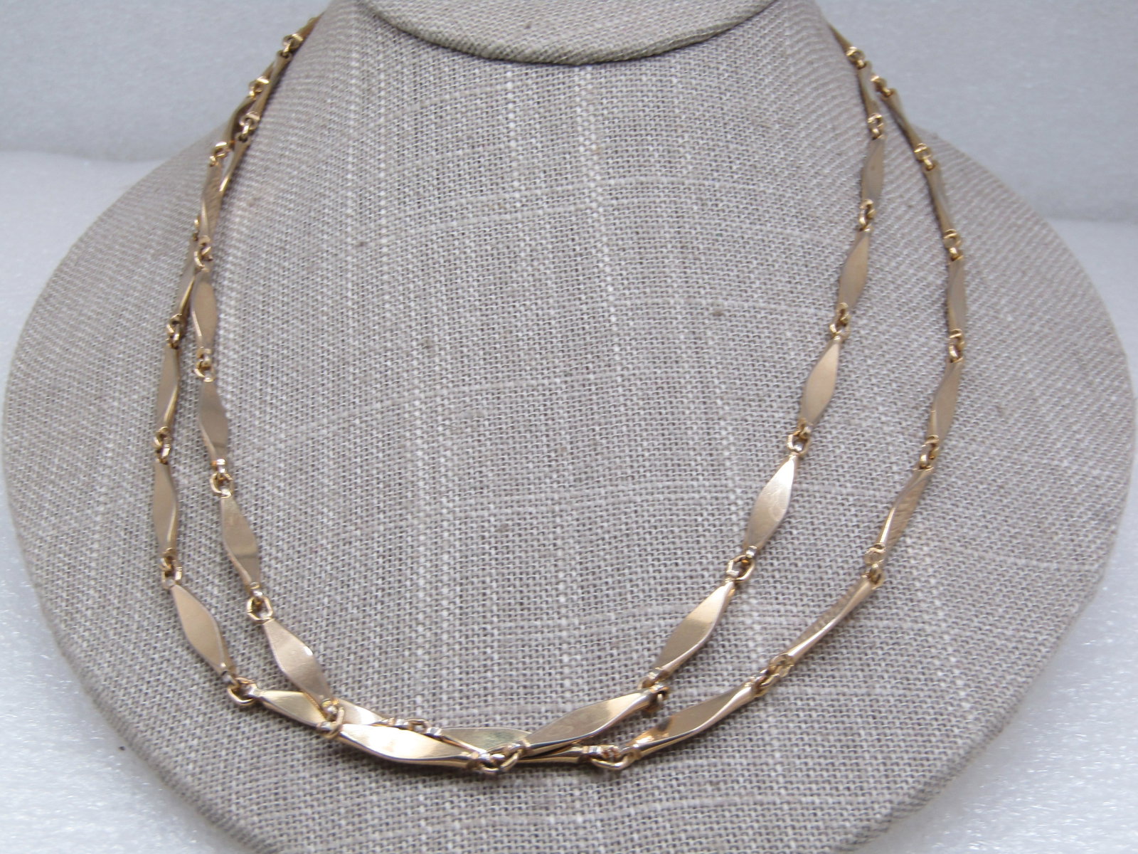 Vintage Gold Tone Tapered Bar Link Necklace 38", Gold Tone - 3