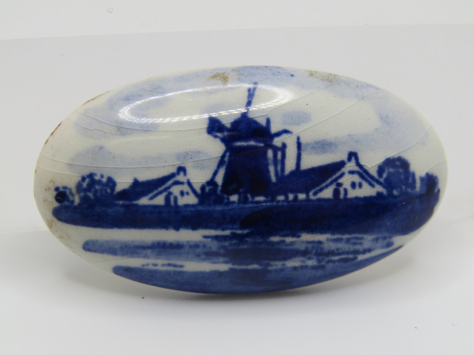 Vintage Delft, Holland Village Brooch, Hand-Painted, 1950's-1960's - 4