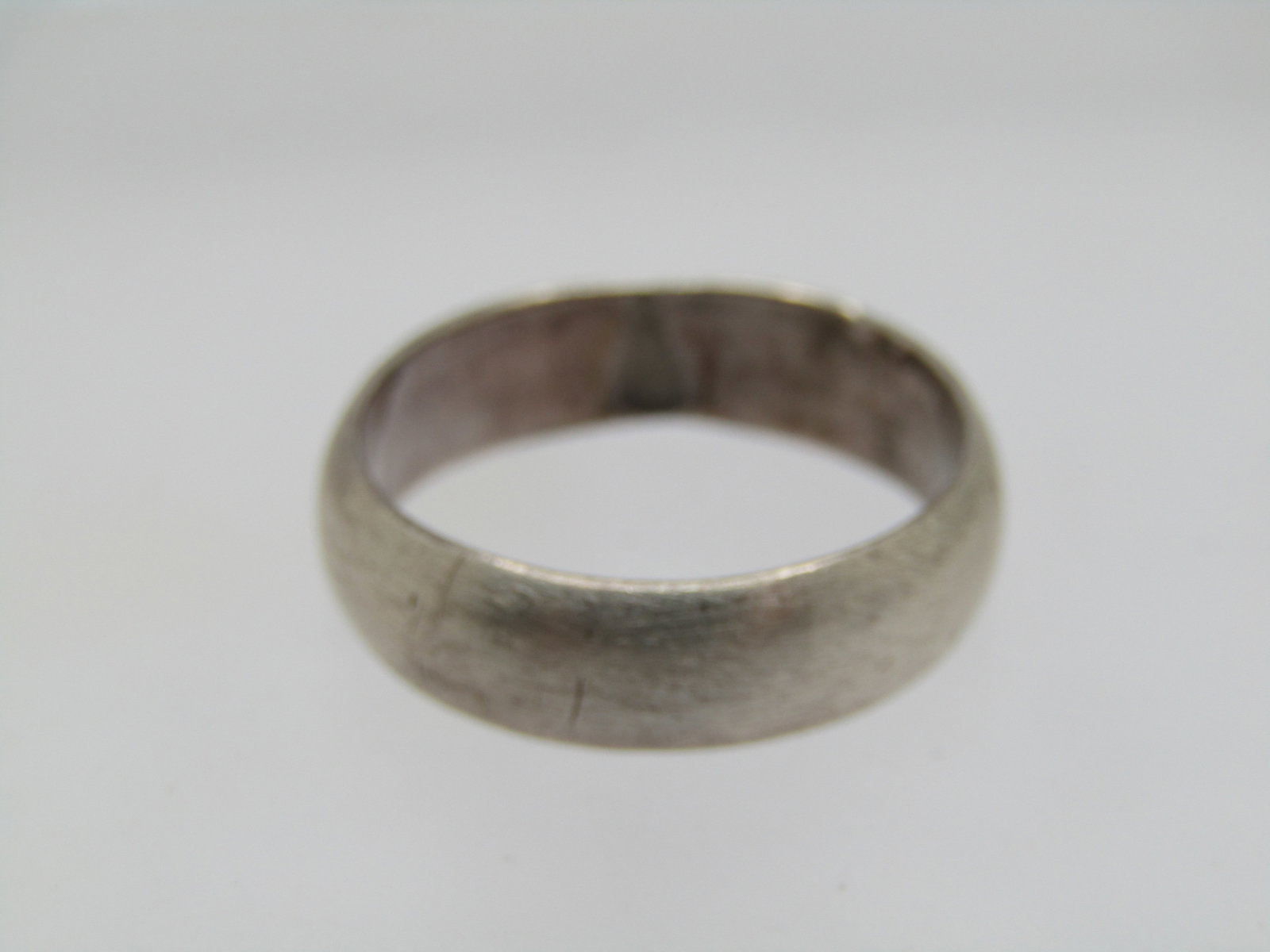 Vintage Sterling Wedding Band. Sz. 8, 5.5mm - 4