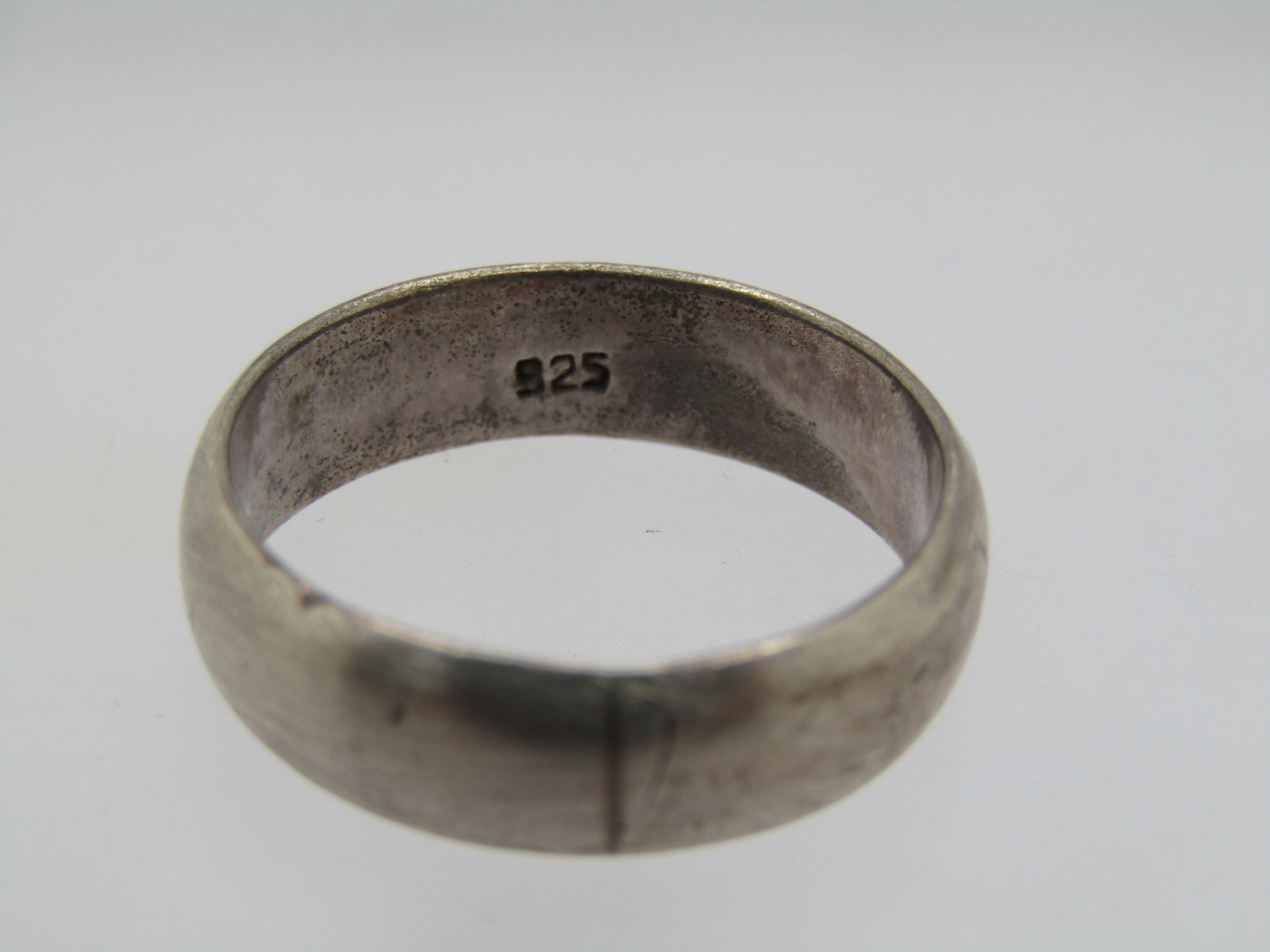 Vintage Sterling Wedding Band. Sz. 8, 5.5mm - 5