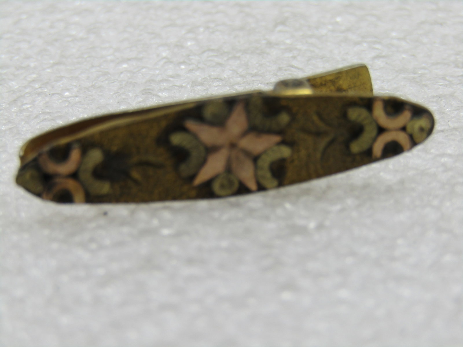 Edwardian Rose Gold Star Lingerie Clip Repousse, 1.5" - 5