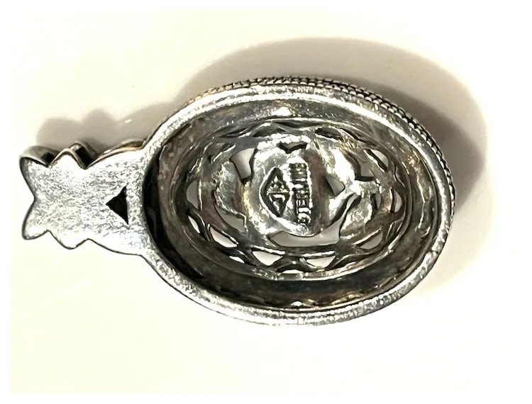 Vintage Sterling Silver Marcasite Pendant - 4