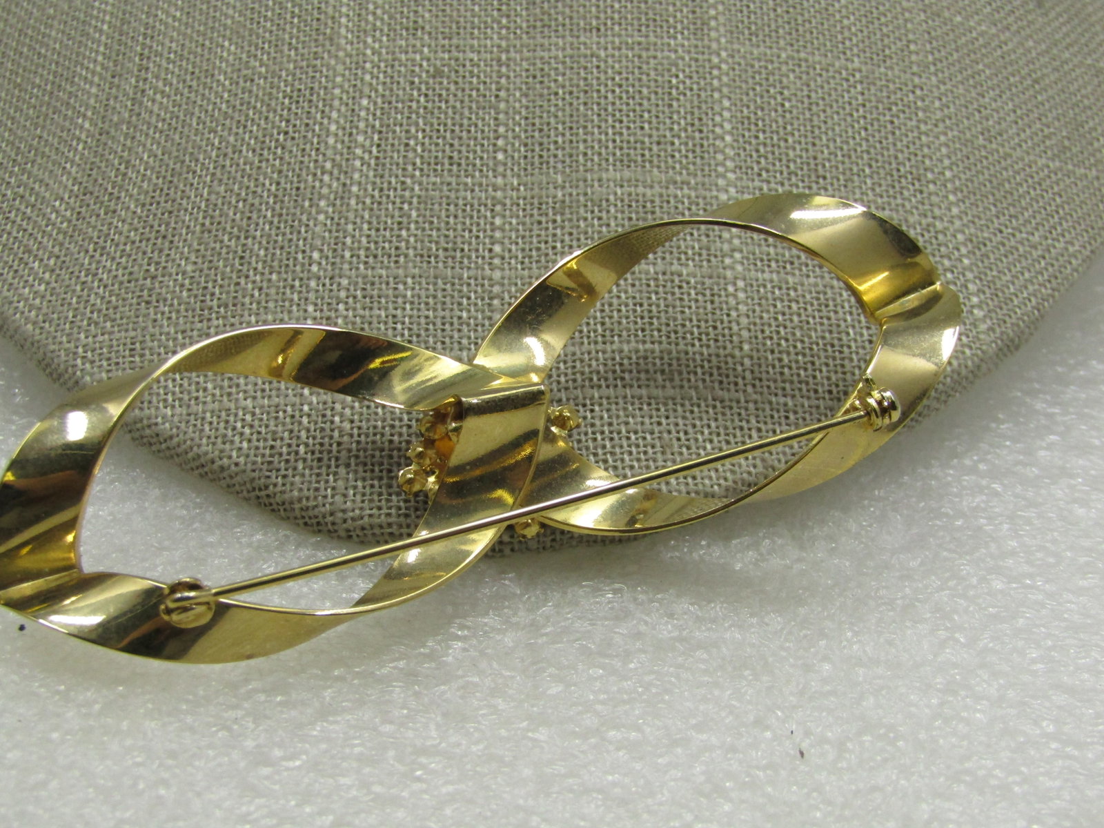Vintage Rhinestone Accented Infinity Brooch 3.75" - 5