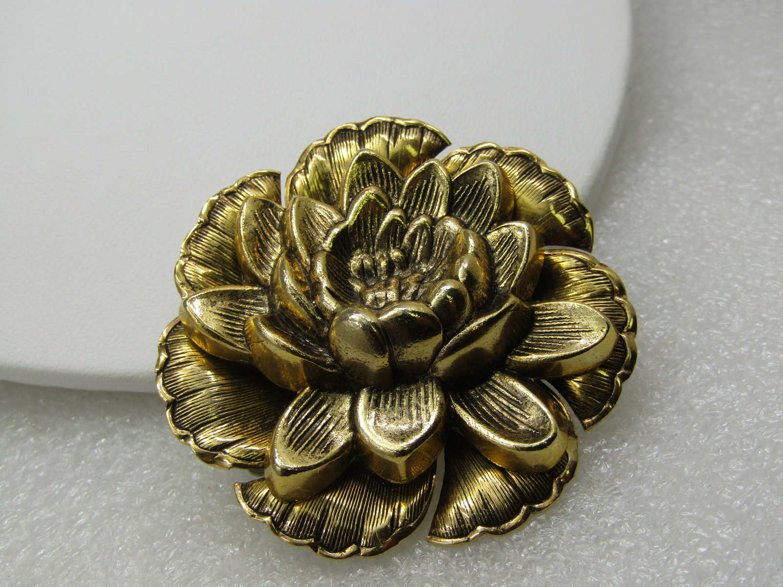 Vintage Large Lotus Blossom Brooch, Gold Tone, Magnetic Clasp - 2