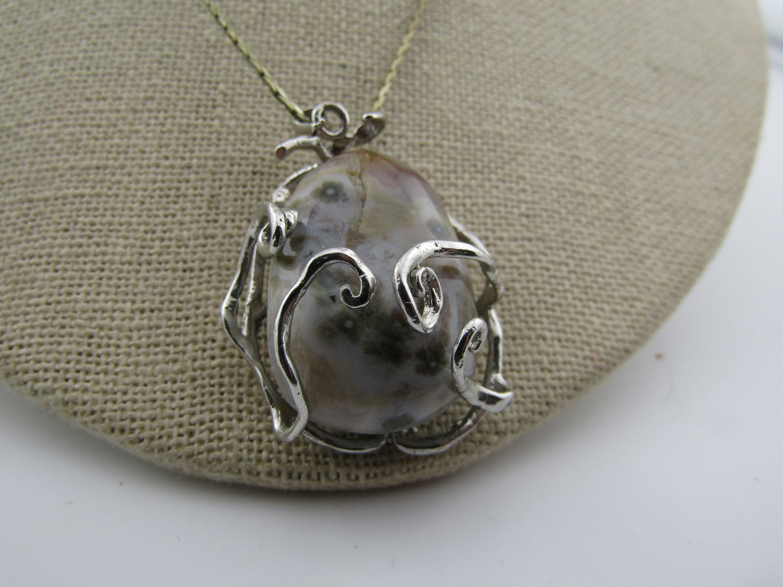 Agate Necklace, 18kt E.P. White Gold, 24" Chain, 1970's/1990's - 4