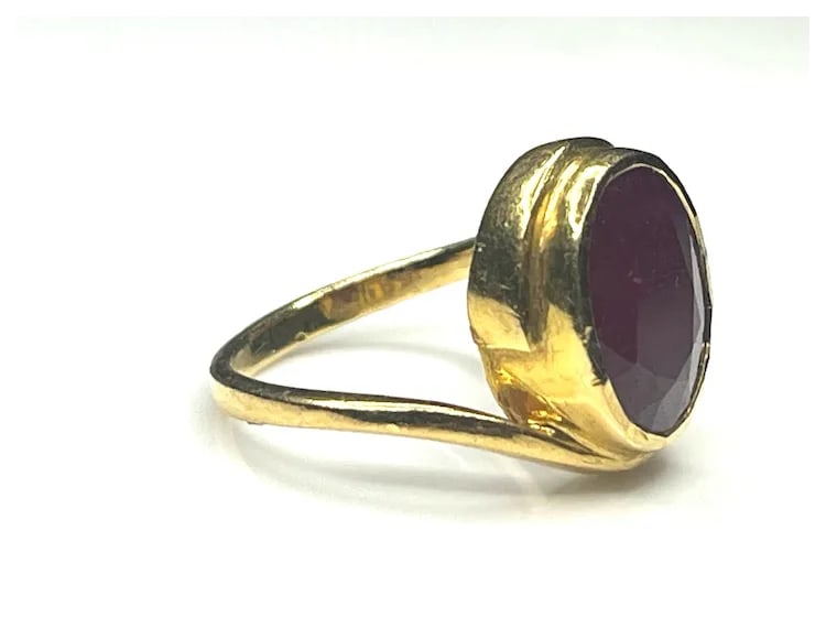 Estate 22k Gold 5 Carat Oval Ruby Ring - 3