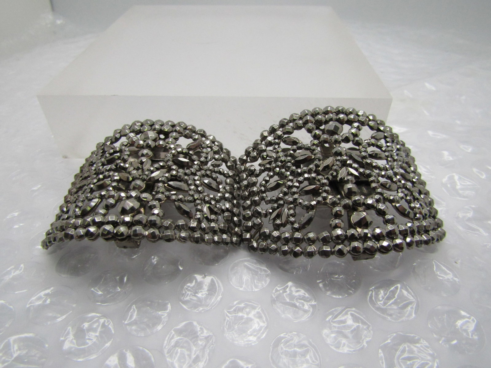 Antique Steel Cut Holfast Shoe Clips, Pair early 1900's - 5