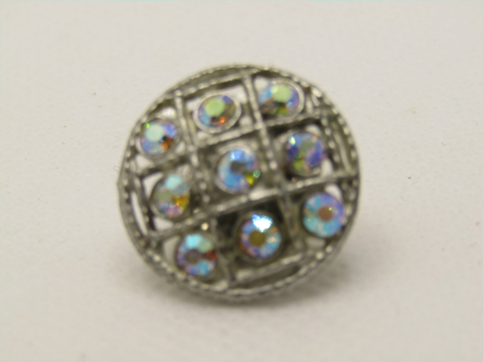 Vintage Aurora Borealis Rhinestone, 3/4" Round - 3