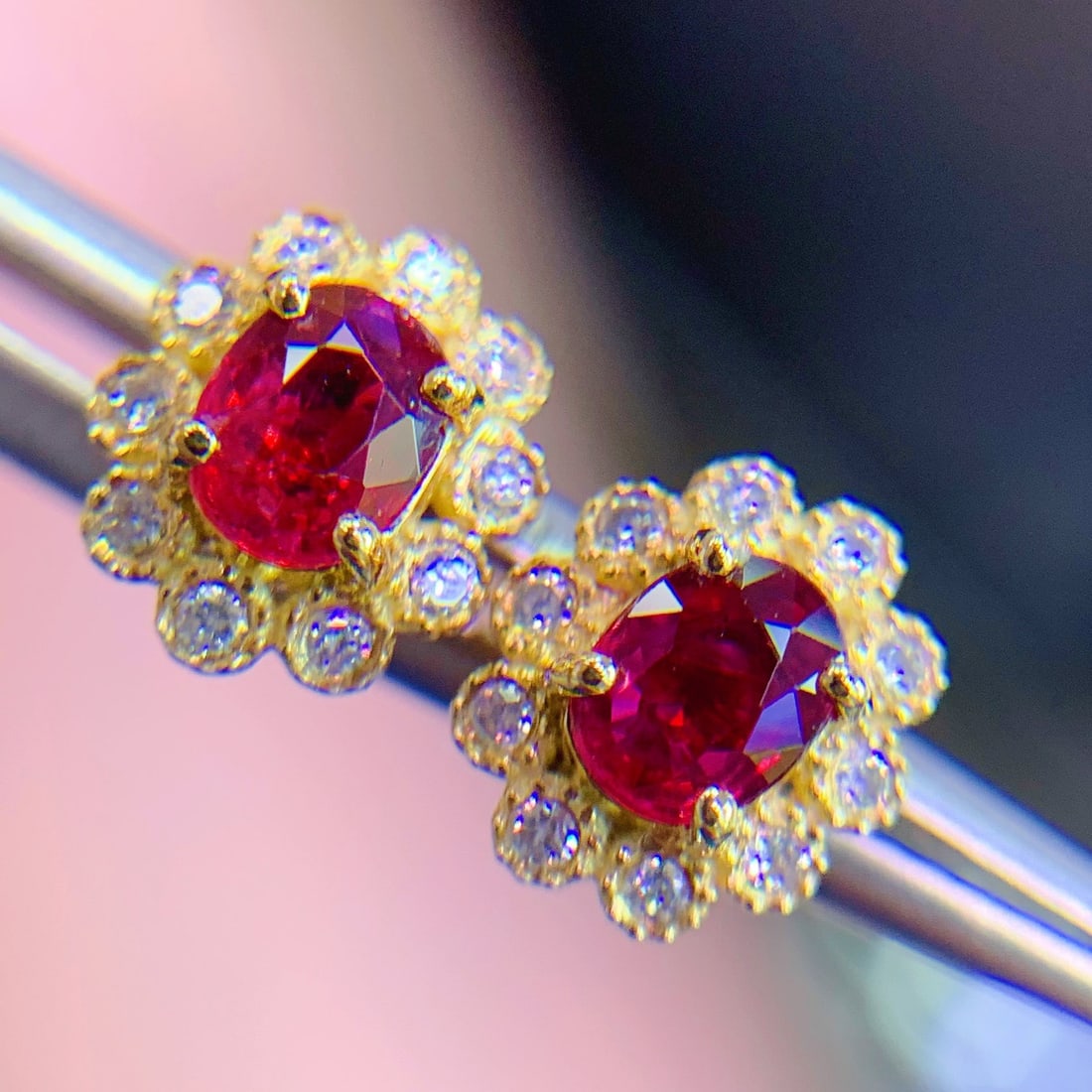 14K GOLD 0.87 CT NATURAL RUBY and DIAMOND EARRINGS - 5