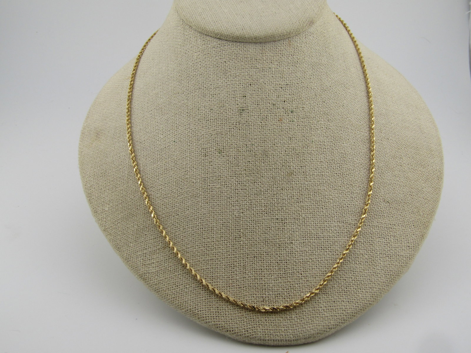 18kt Twisted Rope Necklace, 20", Unisex, Signed OR, Post Mid-Century: Title:18kt Twisted Rope Necklace, 20", Unisex, Signed OR, Post Mid-Century Description:18kt Twisted Rope Necklace, 20", Unisex, Signed OR, Post Mid-Century. This necklace is a solid, not hollow,