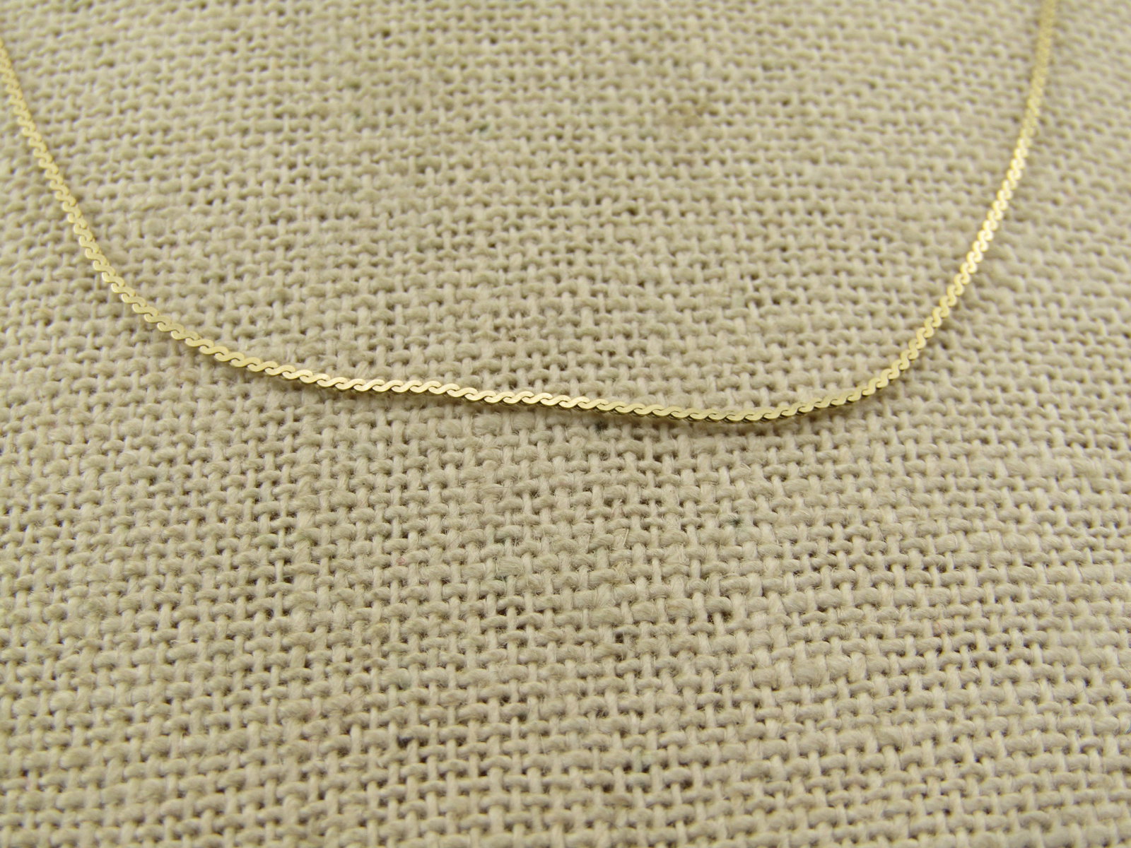 14kt Herringbone Chain Necklace, 16", 1990's - 2