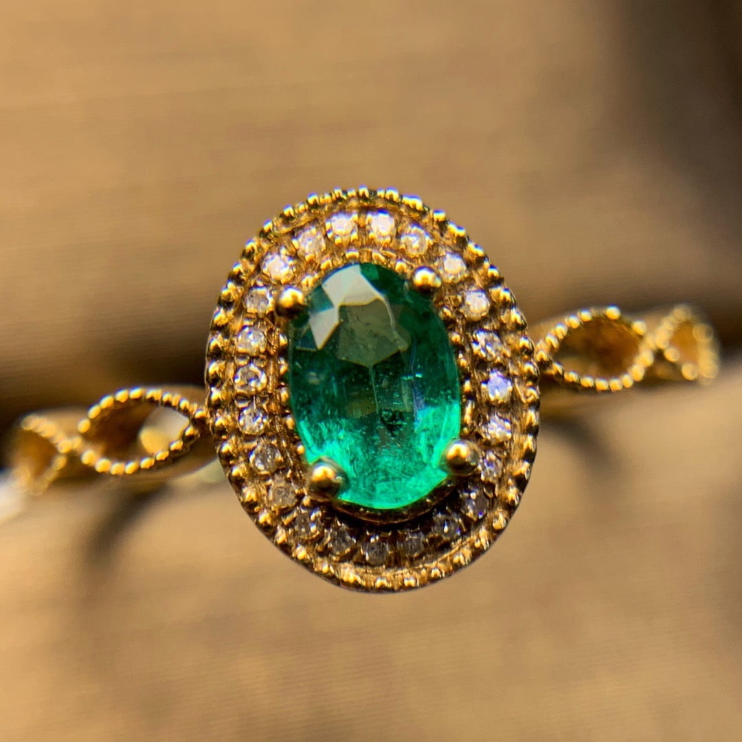14K GOLD 0.83 CT VIVID GREEN NATURAL EMERALD and DIAMOND RING - 3