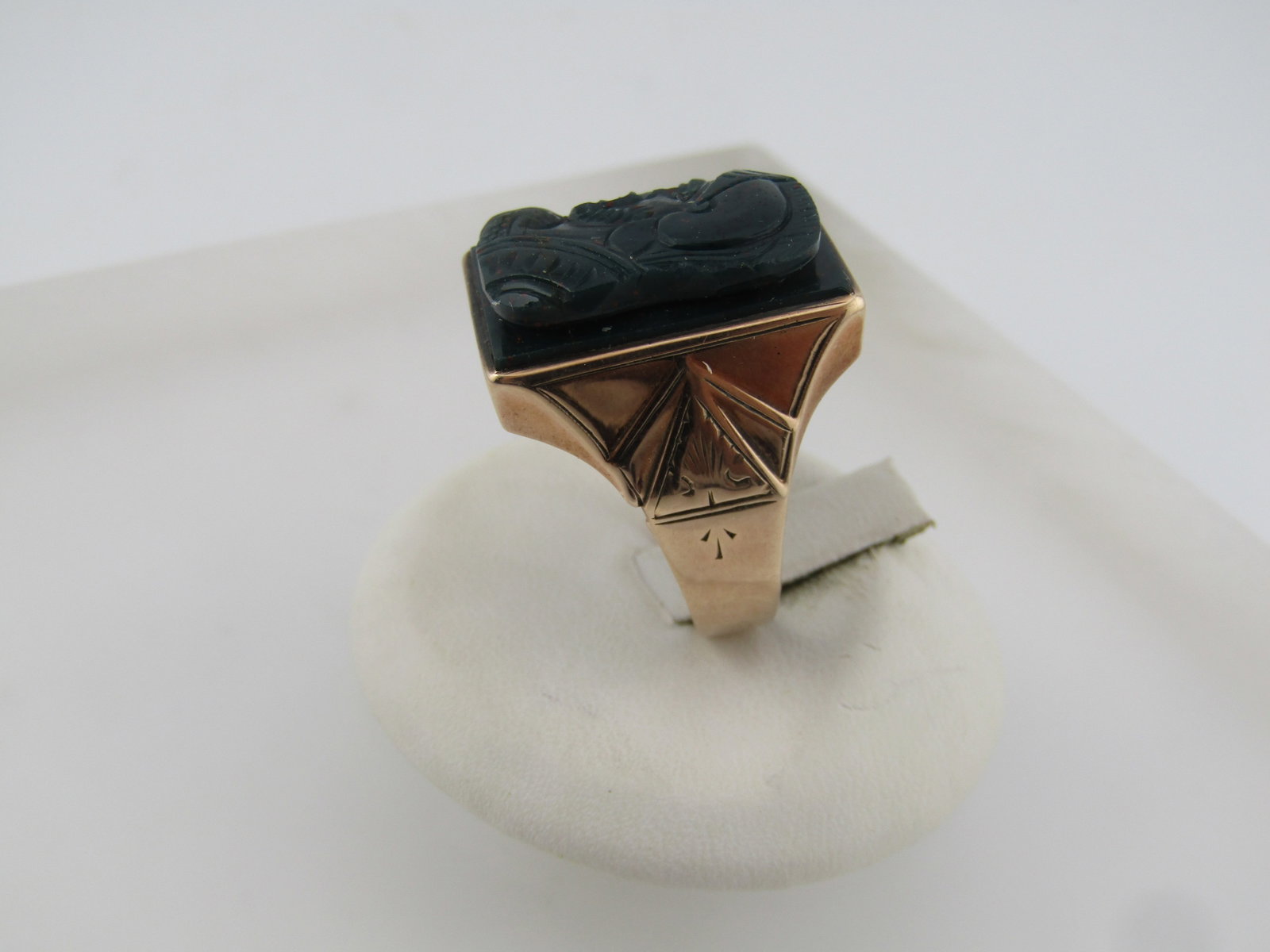 Vintage 10kt Carved Bloodstone Soldier Men's Ring, Sz. 10, 1940's-1950's. It is set on a slightly - 3