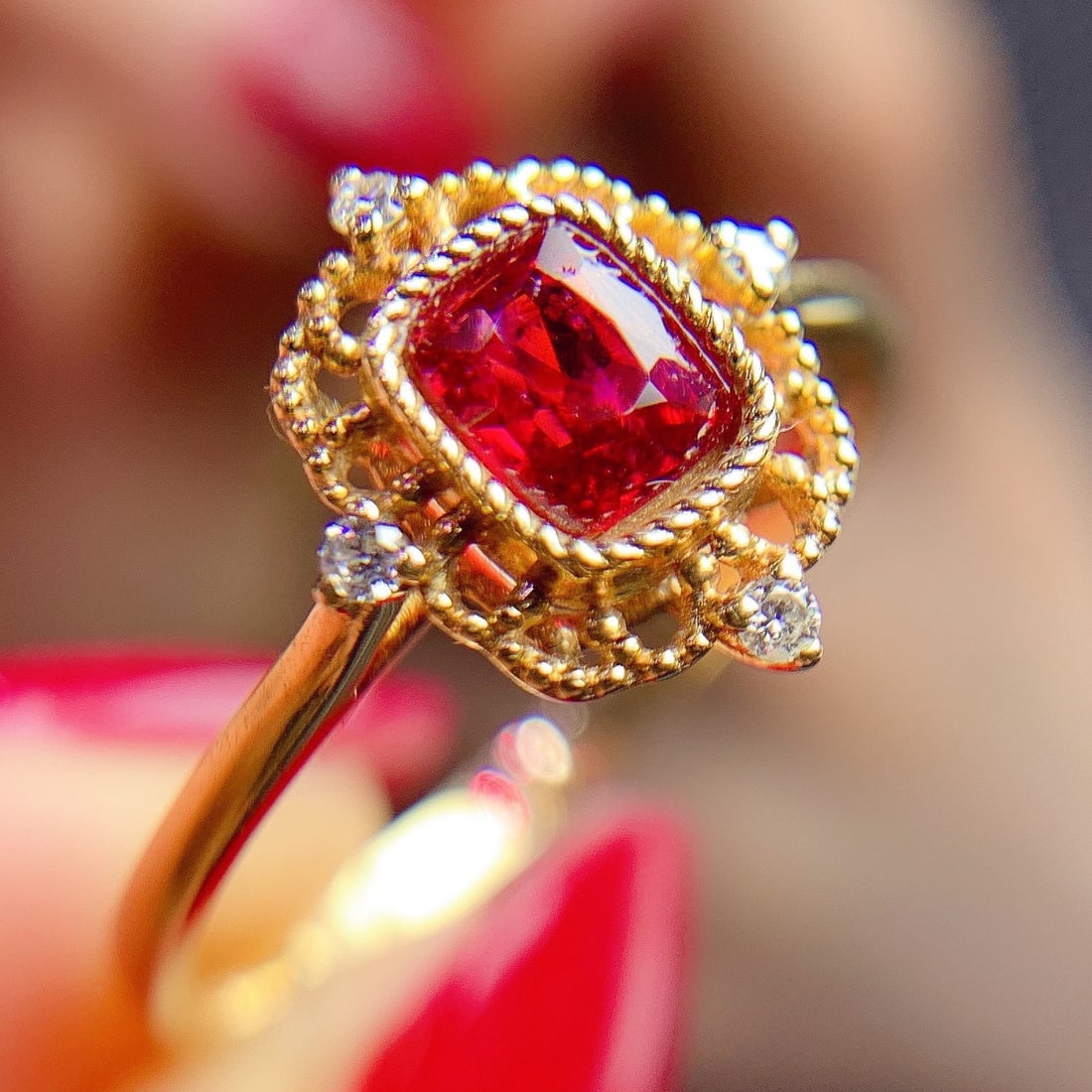 14K GOLD 0.83 CT VIVID RED NATURAL SPINEL and DIAMOND RING - 3