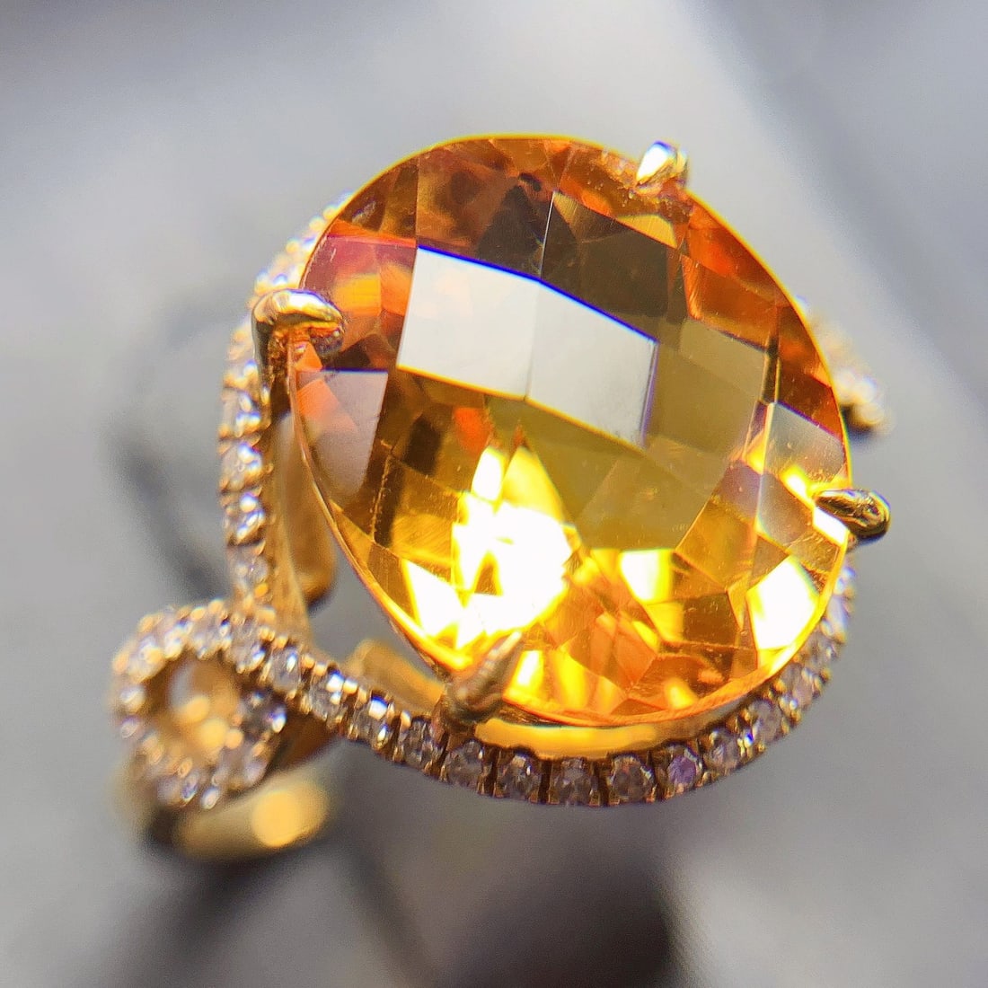 14K GOLD 6.2 CT NATURAL CITRINE and DIAMOND RING - 4