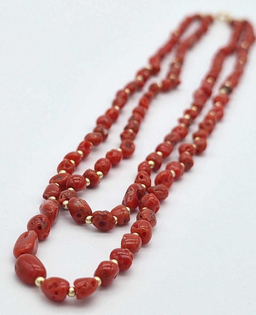 2-strand necklace in red coral (corallium rubrum) with spheres and 18 kt gold clasp - 3