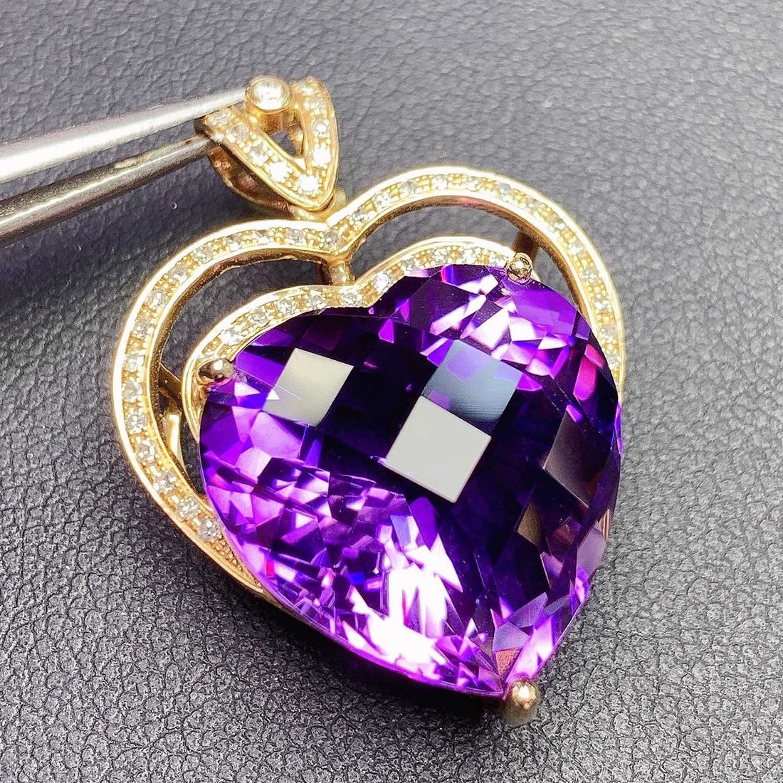 14K GOLD 23.6 CT NATURAL AMETHYST and DIAMOND PENDANT - 2