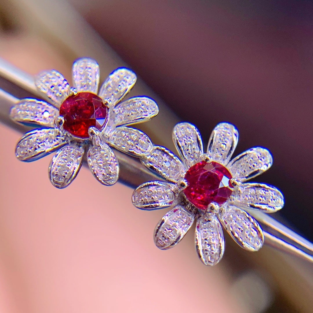 14K GOLD 0.95 CT VIVID RED NATURAL RUBY and DIAMOND EARRINGS - 3