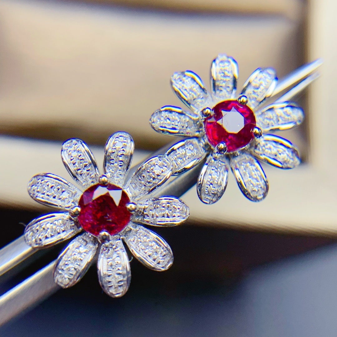 14K GOLD 0.95 CT VIVID RED NATURAL RUBY and DIAMOND EARRINGS - 7