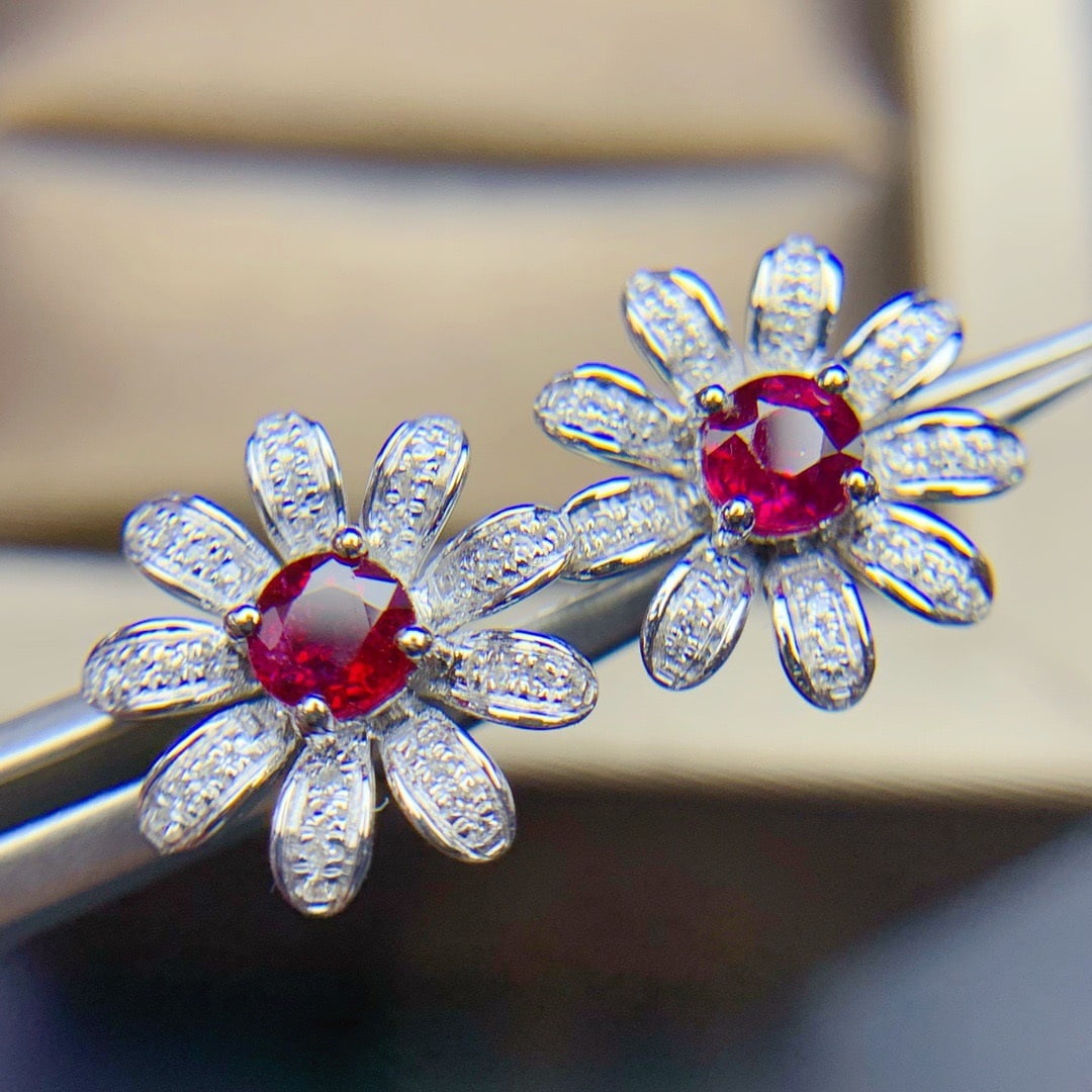 14K GOLD 0.95 CT VIVID RED NATURAL RUBY and DIAMOND EARRINGS - 9
