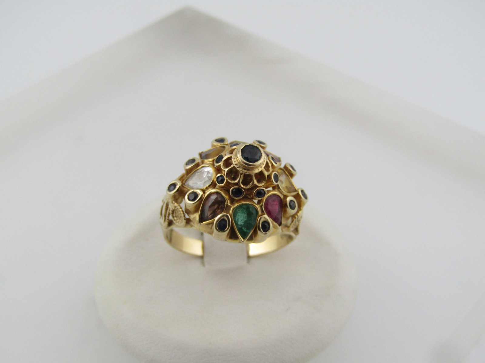Vintage 14kt Princess Gemstone Domed Ring, Sz. 8, 1940's-1960's: Title:Vintage 14kt Princess Gemstone Domed Ring, Sz. 8, 1940's-1960's Description:Vintage 14kt Princess Gemstone Domed Ring, Sz. 8, 1940's-1960's. This has a domed design with smaller round gemstones 